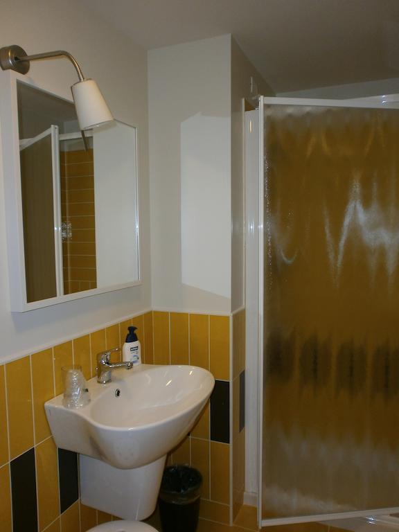 Albergo Ristorante Ai Pini Tarzo Camera foto