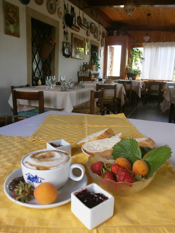 Albergo Ristorante Ai Pini Tarzo Esterno foto